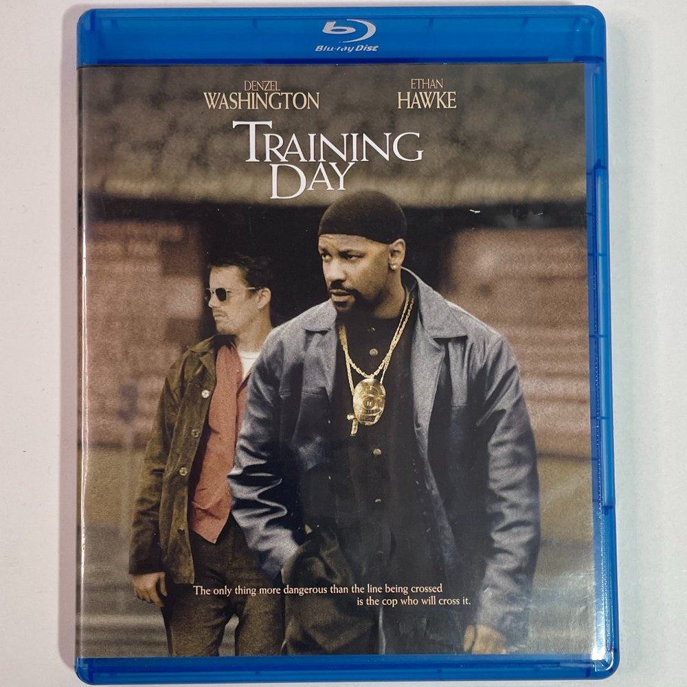 TRAINING DAY BLU-RAY & DVD W/FEATURES -DENZEL WASHINGTON & ETHAN HAWKE EUC
